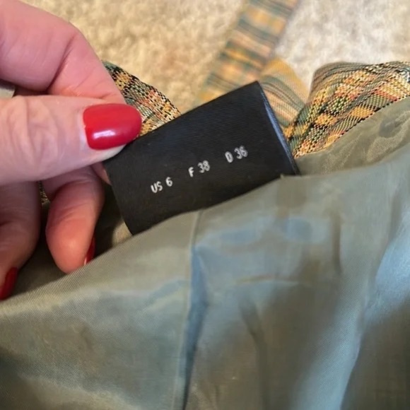 AKRIS Size 6 Green, cream, brown Plaid Silk Cropped Belted Blazer - Picture 10 of 10